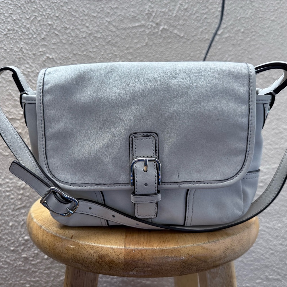 Elegant White Leather Crossbody Bag